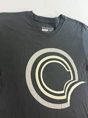 Guggenheim Museum Men’s M Charcoal Graphic T Shirt Modern Art Architecture NYC